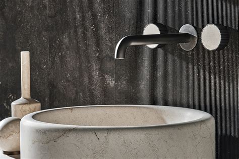 rubinetteria design italiano peso e materiali