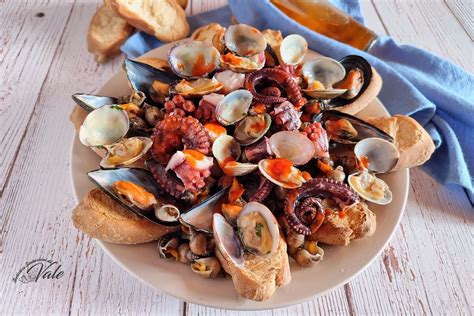piatto di cozze e fritti mare